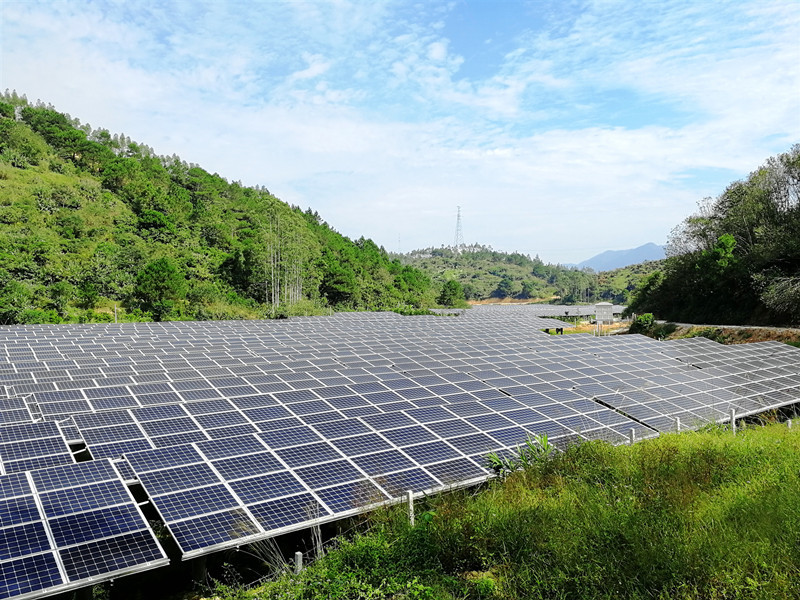 trường hợp công ty mới nhất về Dự án Phát điện bằng PV Xóa đói giảm nghèo 7MW ở Hà Nam